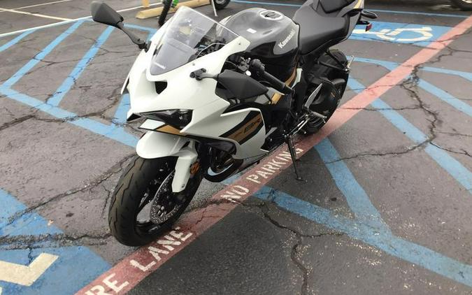 2026 KAWASAKI NINJA ZX-6R