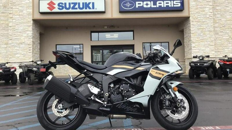 2026 KAWASAKI NINJA ZX-6R