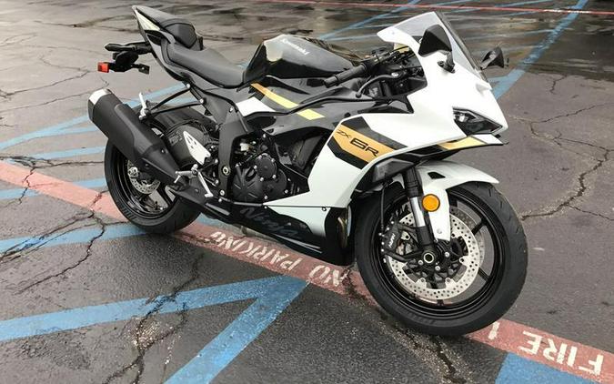 2026 KAWASAKI NINJA ZX-6R
