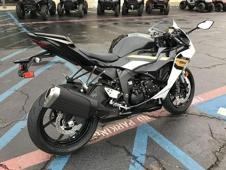 2026 KAWASAKI NINJA ZX-6R