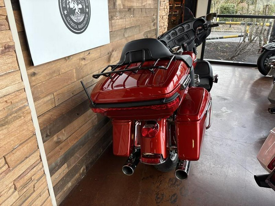 2014 Harley-Davidson® FLHTCU - Electra Glide® Ultra Classic®