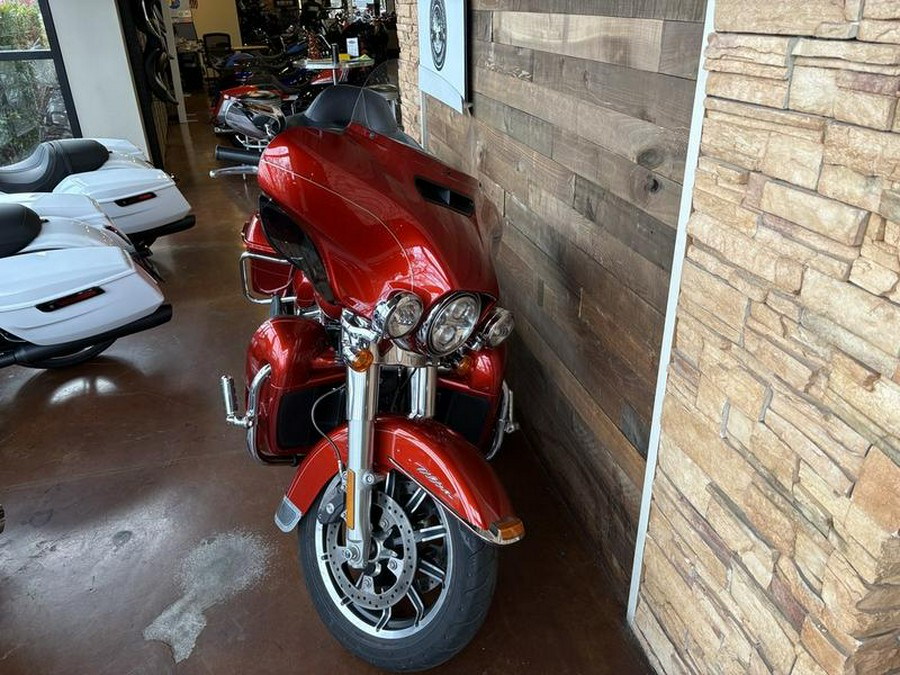 2014 Harley-Davidson® FLHTCU - Electra Glide® Ultra Classic®