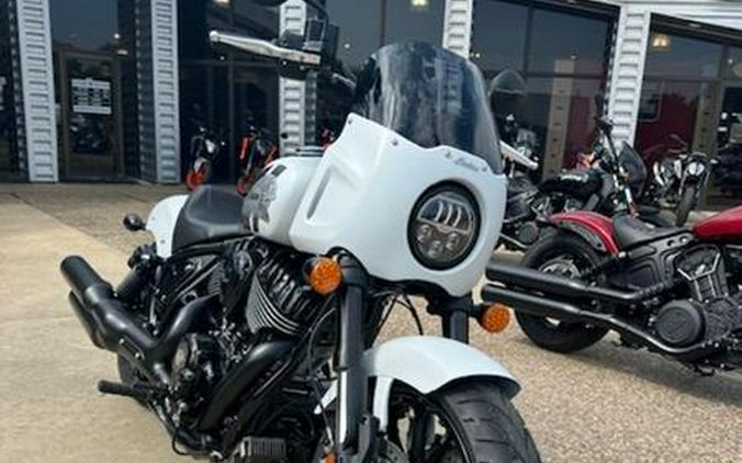 2024 Indian Motorcycle® Sport Chief Ghost White Metallic Smoke