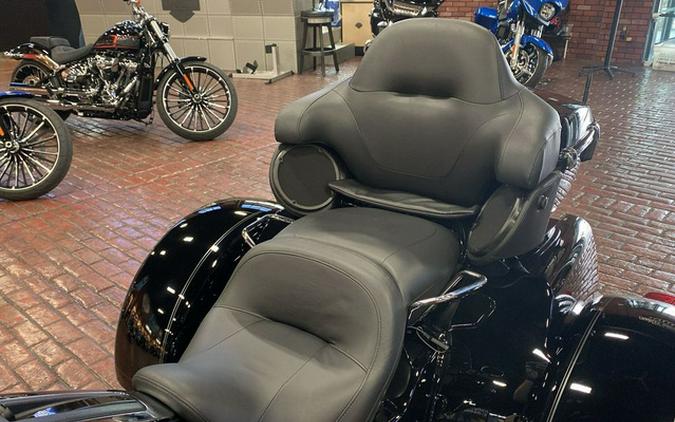 2024 Harley-Davidson Trike FLHTCUTG - Tri Glide Ultra