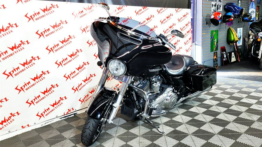 2020 Harley Davidson Street Glide Flhx