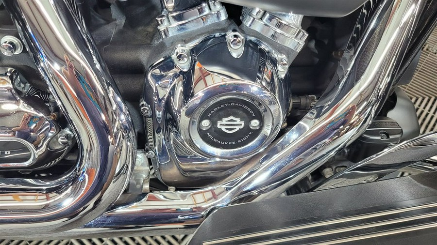 2020 Harley Davidson Street Glide Flhx