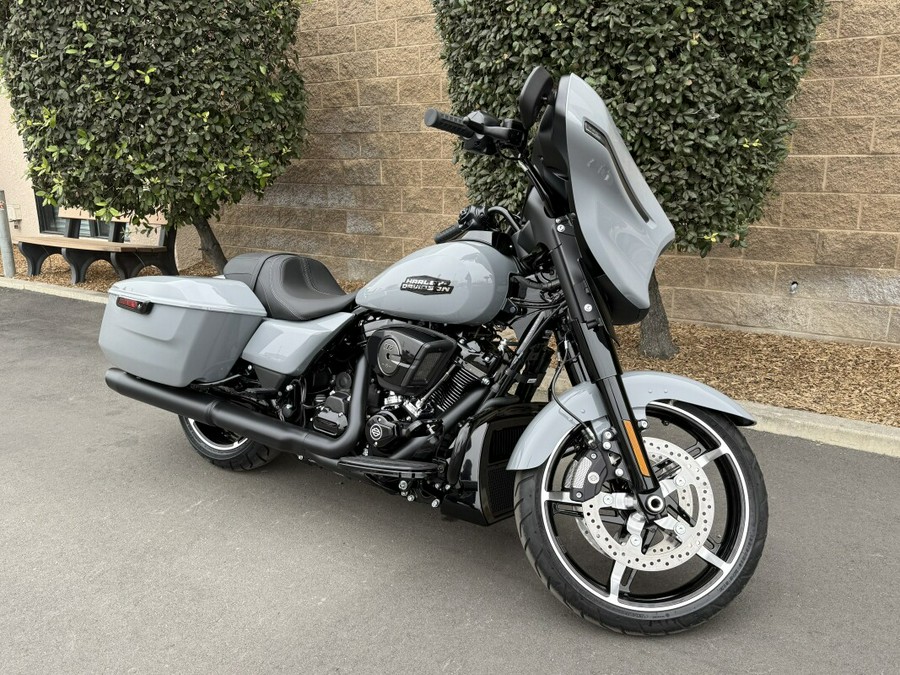 FLHX 2026 Street Glide®