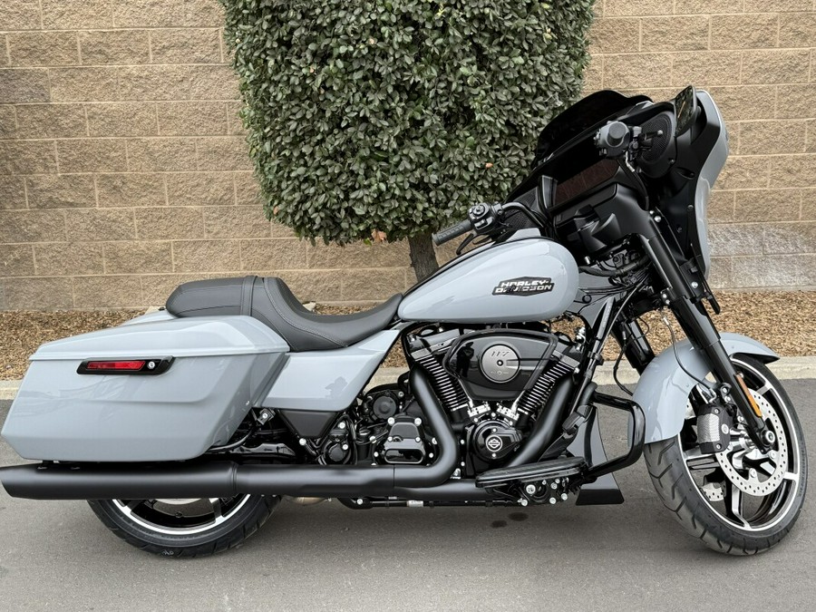FLHX 2026 Street Glide®