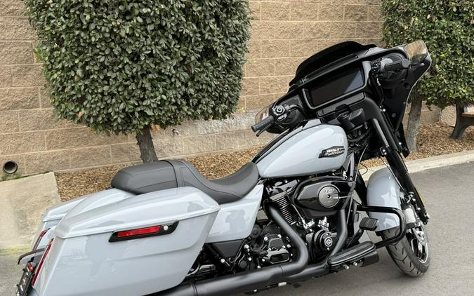FLHX 2026 Street Glide®