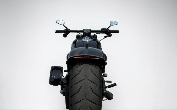 2015 Harley-Davidson Soft tail Breakout
