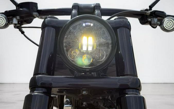 2015 Harley-Davidson Soft tail Breakout