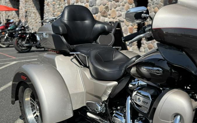 FLHTCUTG 2018 Tri Glide Ultra