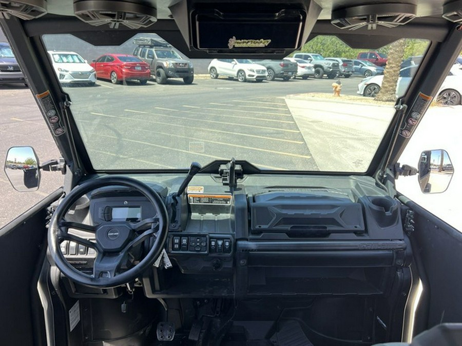 2023 Can-Am Defender MAX XT HD9