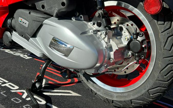 2027 Vespa Primavera 150 Red