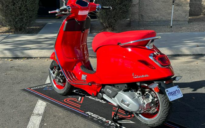 2027 Vespa Primavera 150 Red