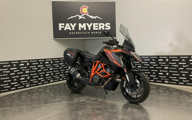 2019 KTM 1290 SUPERDUKE GT - 15969U