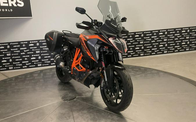 2019 KTM 1290 SUPERDUKE GT - 15969U