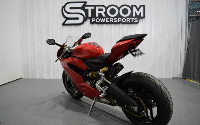 2015 Ducati 899 Panigale Red