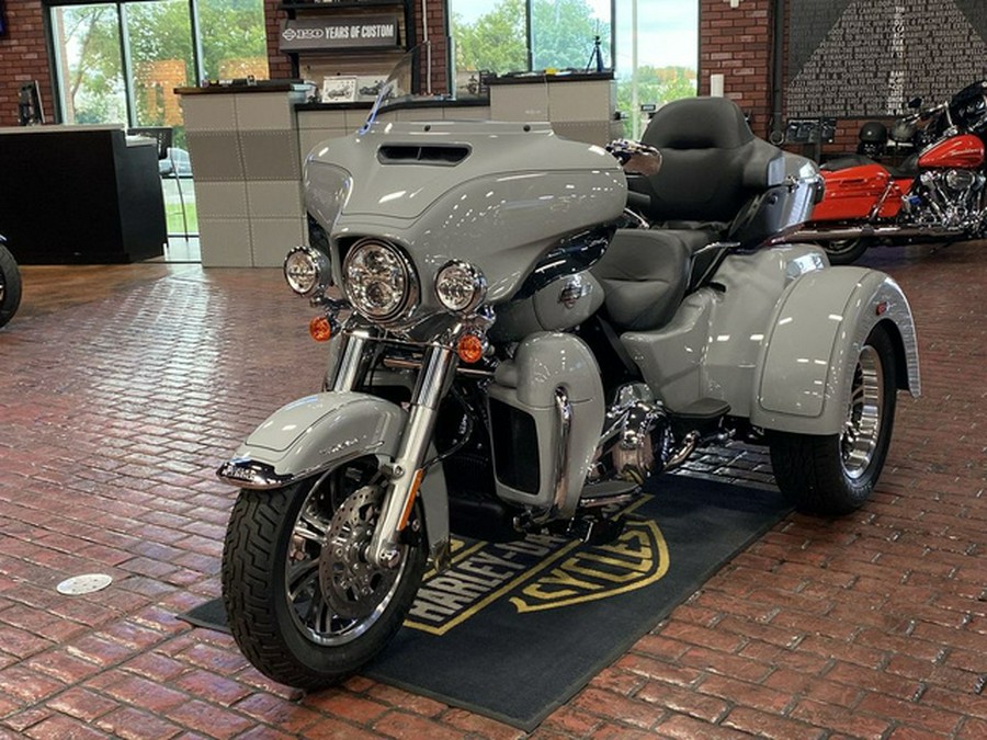 2024 Harley-Davidson Trike FLHTCUTG - Tri Glide Ultra