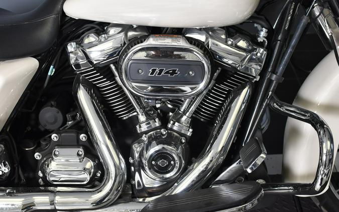 2022 Harley-Davidson Street Glide Special White Sand Pearl - Black Finish FLHXS