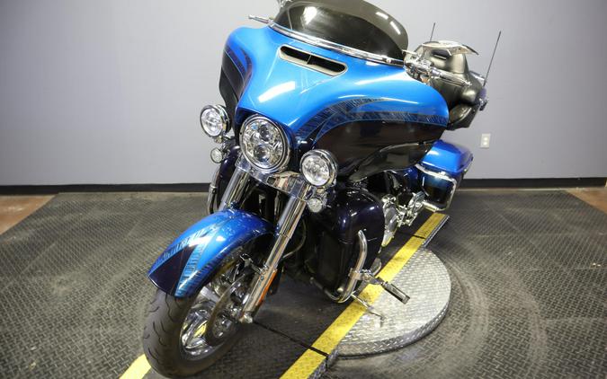2014 Harley-Davidson CVO Electra Glide Ultra Limited Jupiter Blue and Wicket Sapphire with Dragon