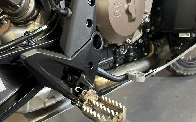 2023 Husqvarna Norden 901
