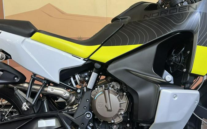 2023 Husqvarna Norden 901