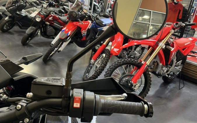 2023 Husqvarna Norden 901