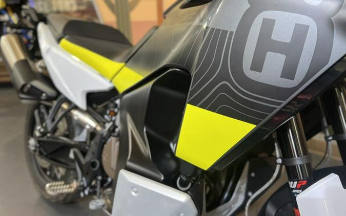 2023 Husqvarna Norden 901