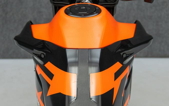 2022 KTM 890 DUKE GP W/ABS