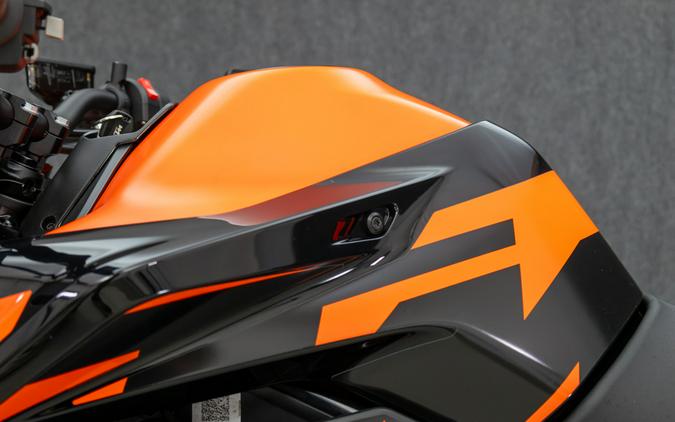 2022 KTM 890 DUKE GP W/ABS
