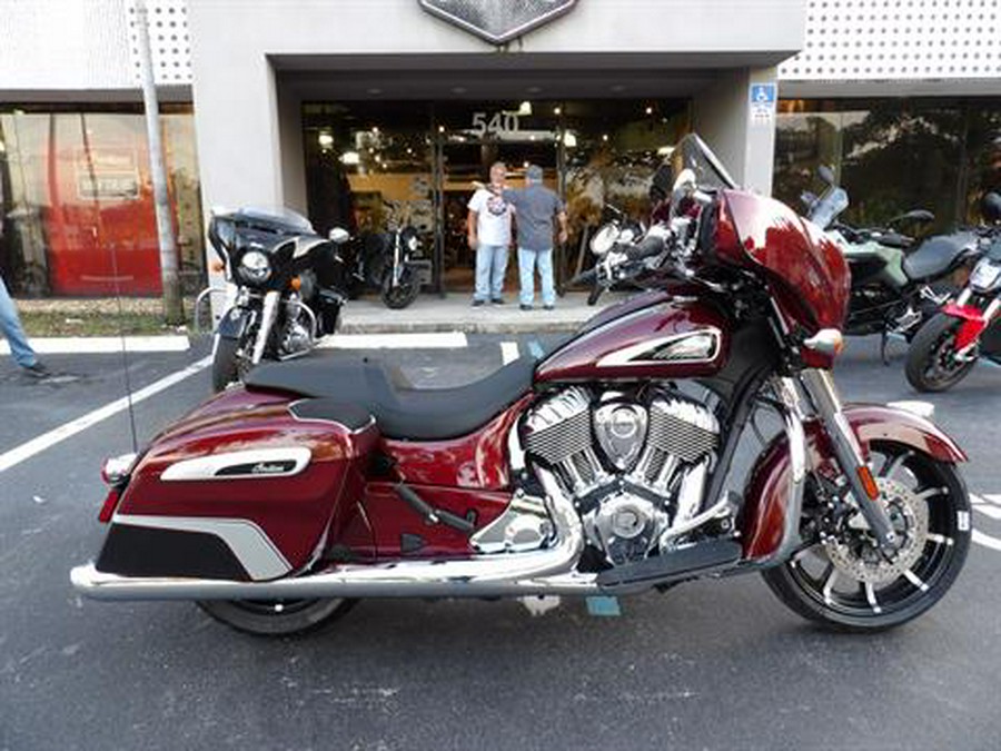 2024 Indian Motorcycle Chieftain® Limited with PowerBand Audio Package