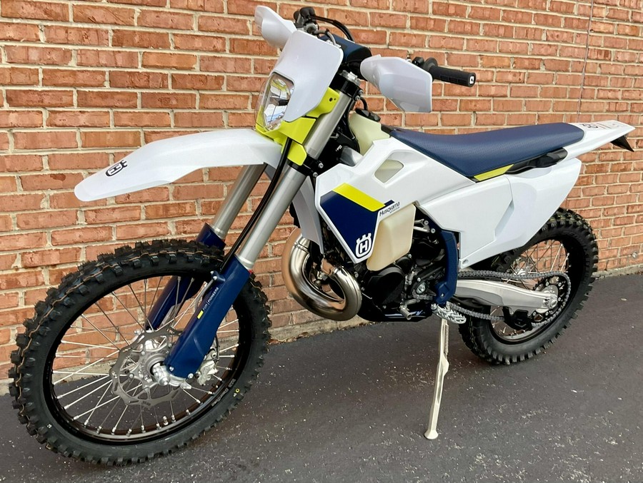 2025 Husqvarna TE 300