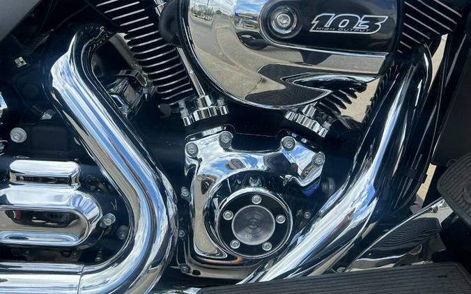 2016 Harley-Davidson Road Glide Ultra FLTRU