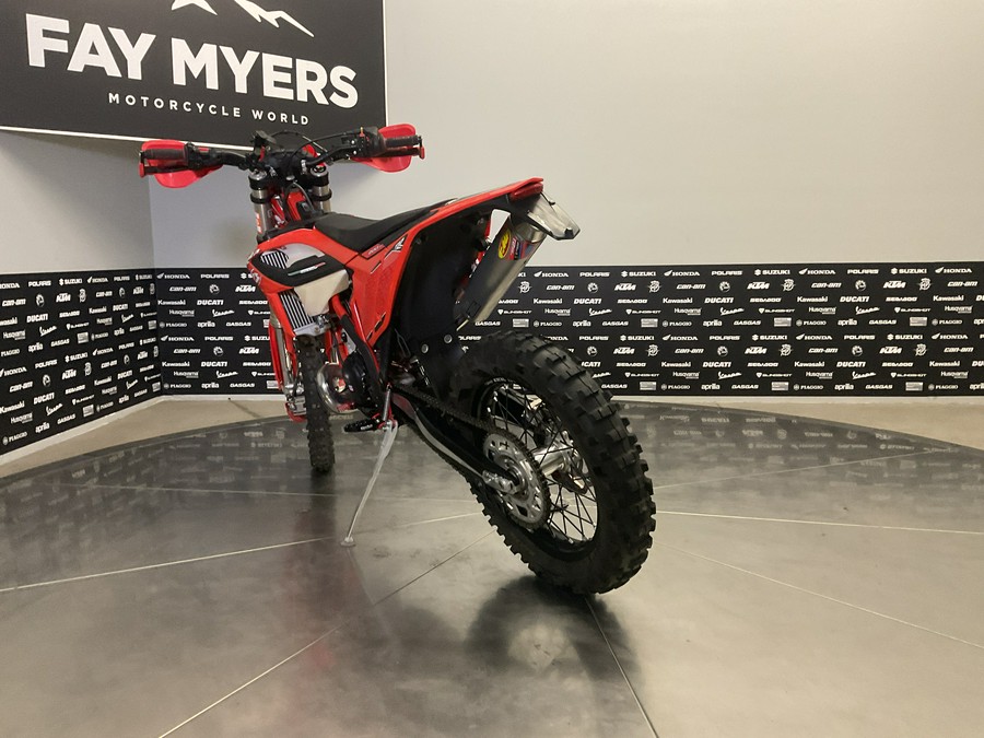 2023 BETA 200 RR - 15972U