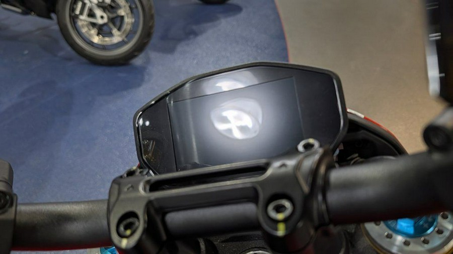 2025 Ducati Hypermotard 950 SP Special Livery