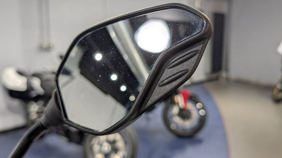 2025 Ducati Hypermotard 950 SP Special Livery