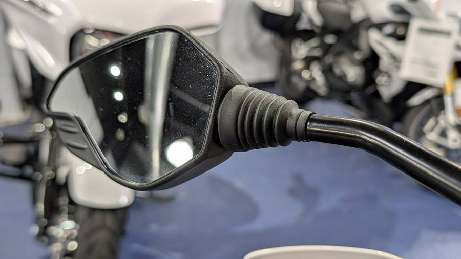 2025 Ducati Hypermotard 950 SP Special Livery