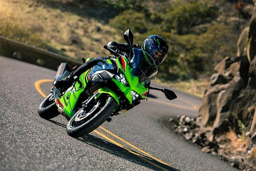2025 Kawasaki Ninja® 500 KRT Edition SE ABS
