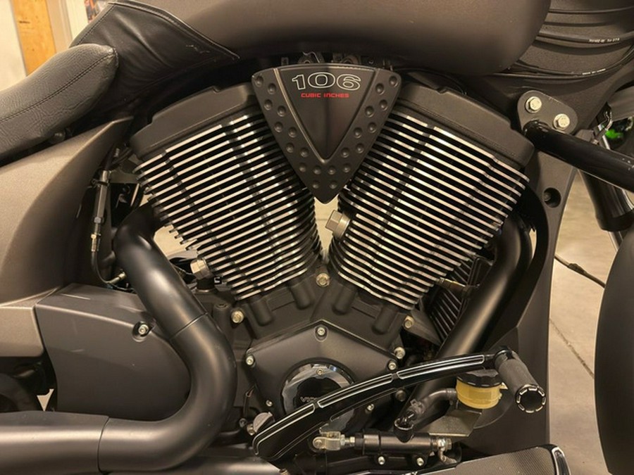 2016 Victory Motorcycles Cross Country Suede Titanium Metallic