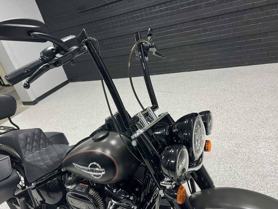 2018 Harley-Davidson FLHCS - Softail Heritage Classic 114