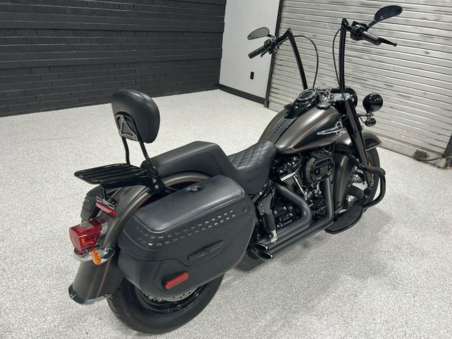 2018 Harley-Davidson FLHCS - Softail Heritage Classic 114