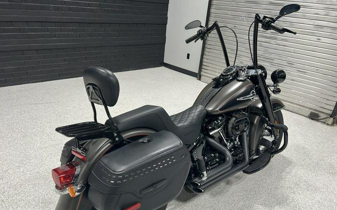 2018 Harley-Davidson FLHCS - Softail Heritage Classic 114