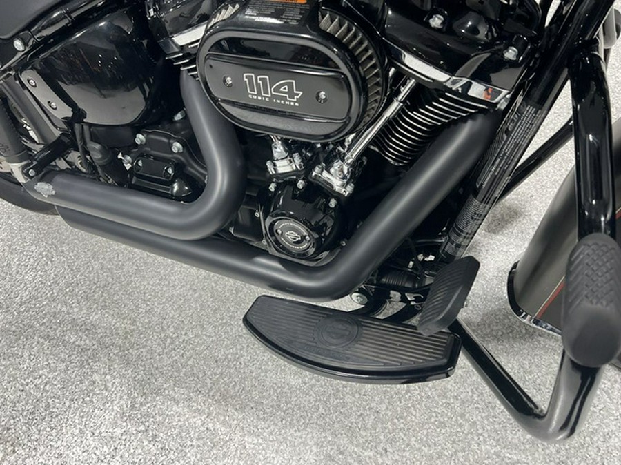 2018 Harley-Davidson FLHCS - Softail Heritage Classic 114