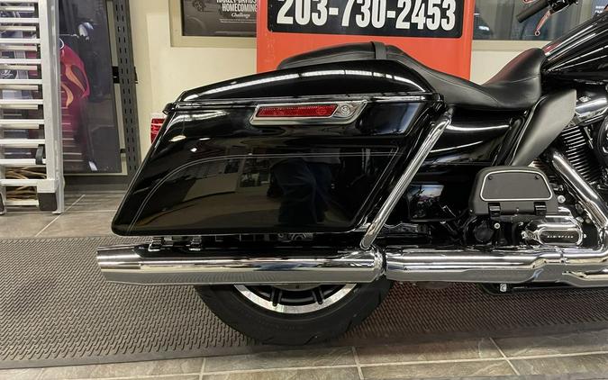 2018 Harley-Davidson® FLTRU - Road Glide® Ultra