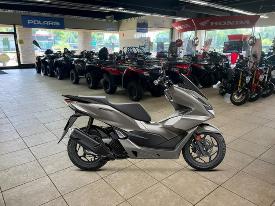 2023 Honda® PCX