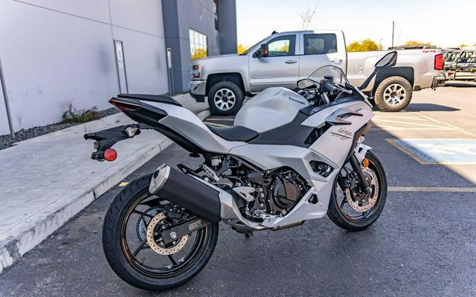 2024 Kawasaki Ninja® 500 ABS