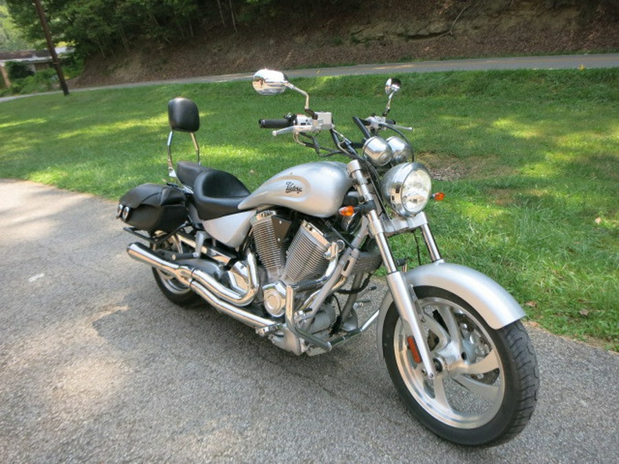 2003 Victory Motorcycles Vegas