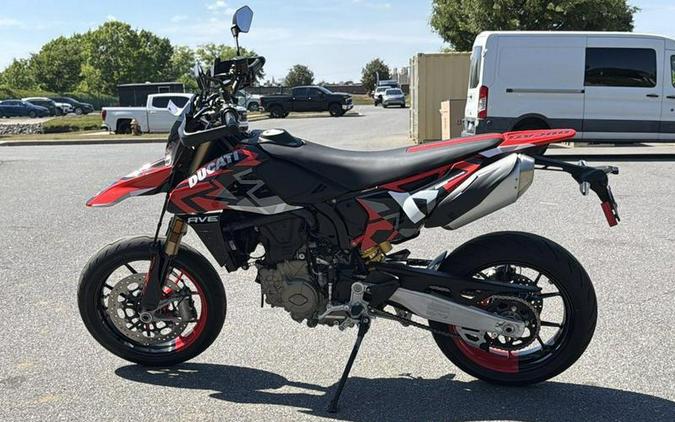 2026 Ducati Hypermotard 698 Mono RVE
