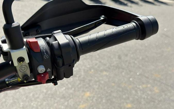 2026 Ducati Hypermotard 698 Mono RVE